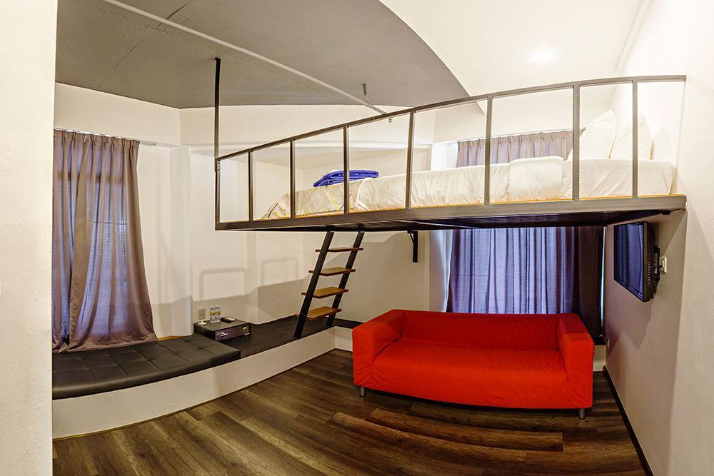 Roomies Suites Batu Ferringhi Exterior photo